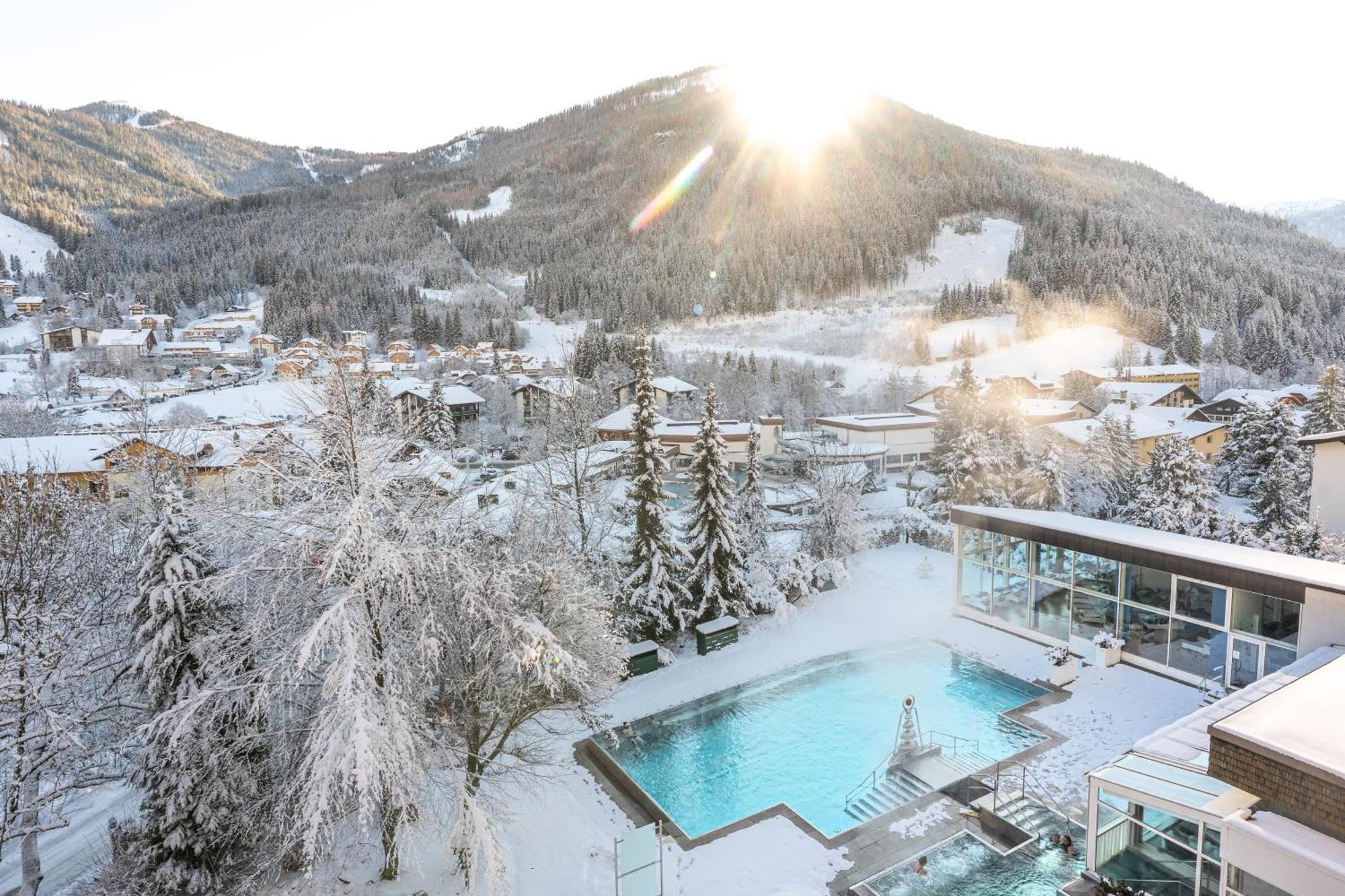 Das Ronacher Thermal Spa Hotel Бад Кляйнкирххайм Экстерьер фото